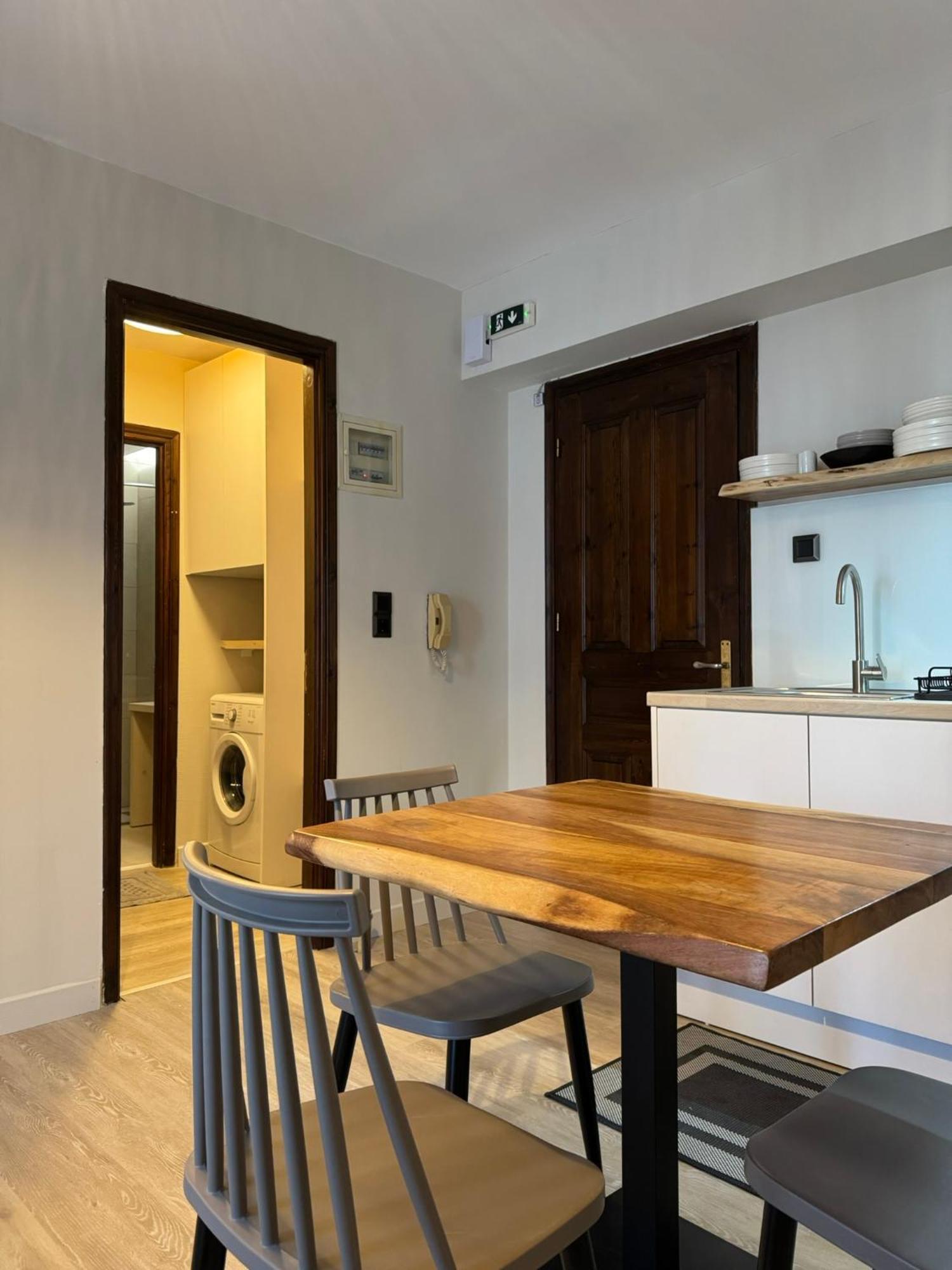 Apellou Apartments Samos Town Exterior foto